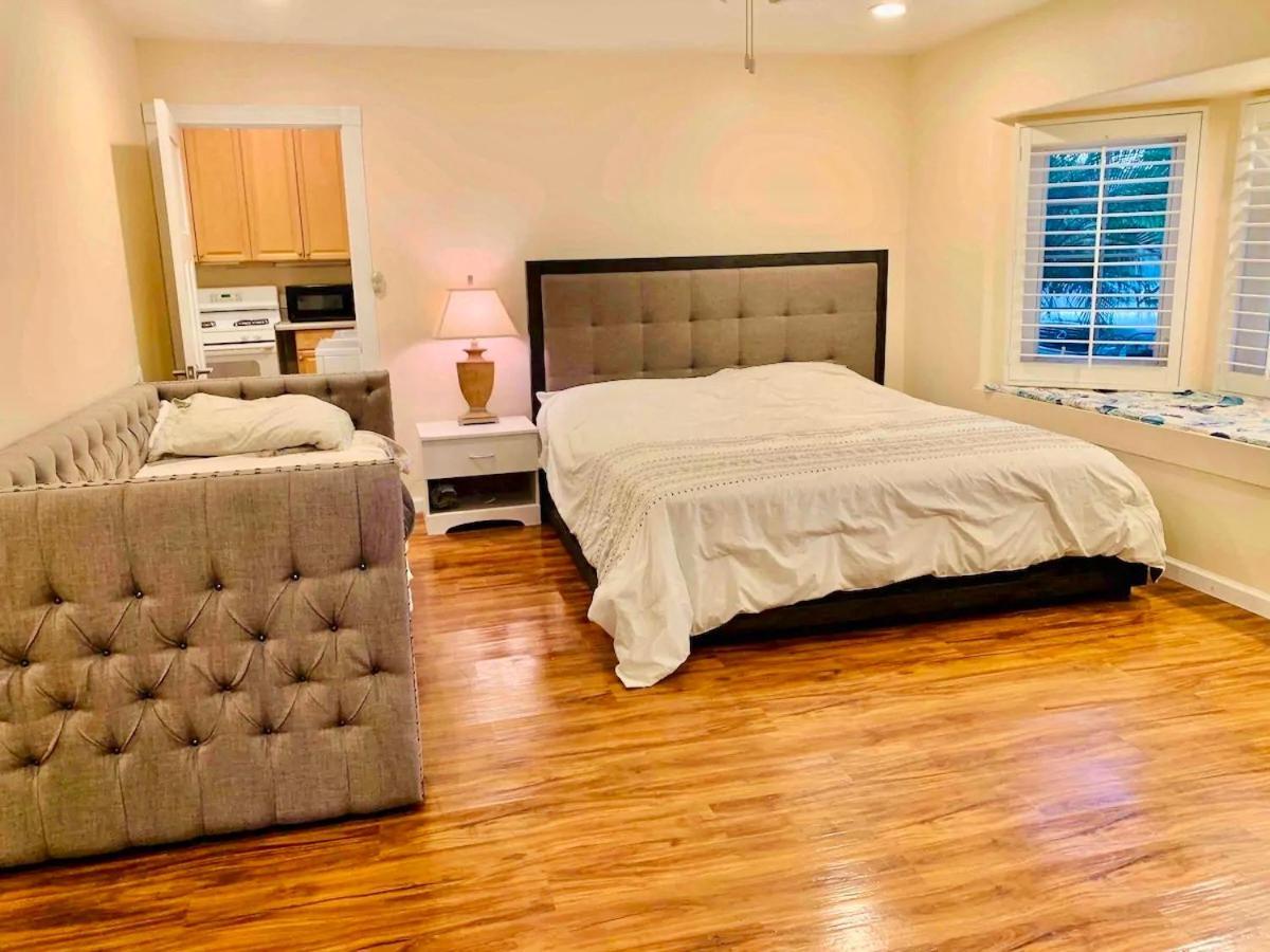 Spacious & Pet Friendly Oceanside Home Exterior photo